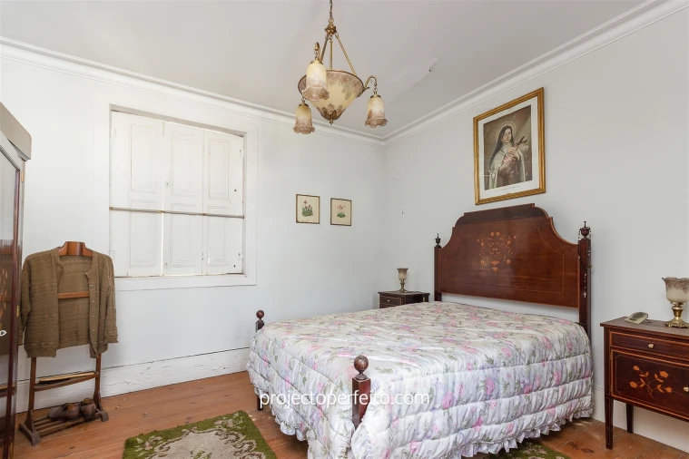 Moradia T8 para Venda em Serzedo e Perosinho Foto 11