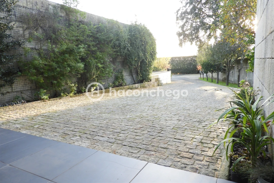 Moradia T4 para Venda em Roriz Foto 17