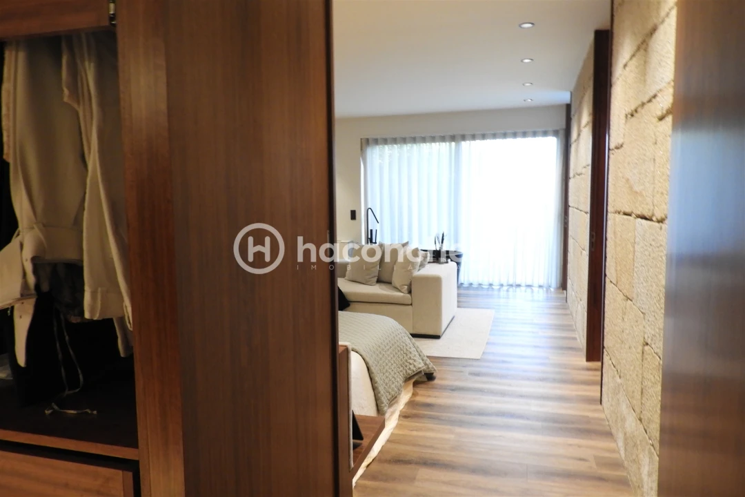 Moradia T4 para Venda em Roriz Foto 64