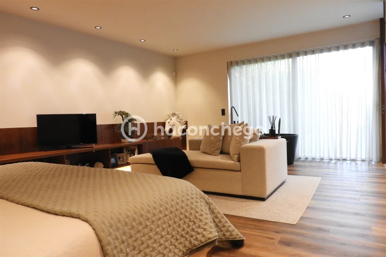 Moradia T4 para Venda em Roriz Foto 55