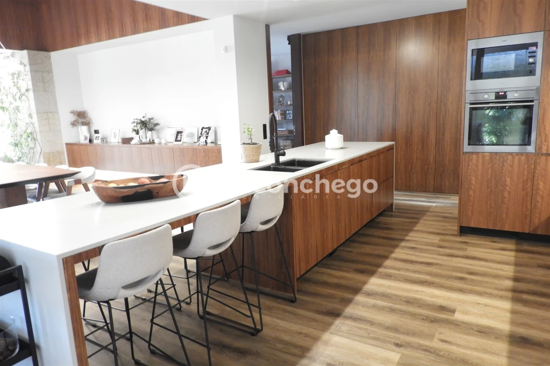 Moradia T4 para Venda em Roriz Foto 28