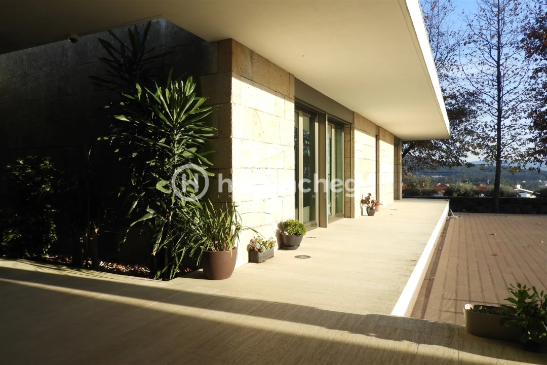 Moradia T4 para Venda em Roriz Foto 22