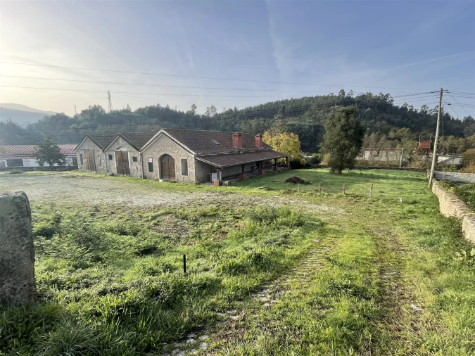 Armazém para Venda em Santa Comba Foto 16