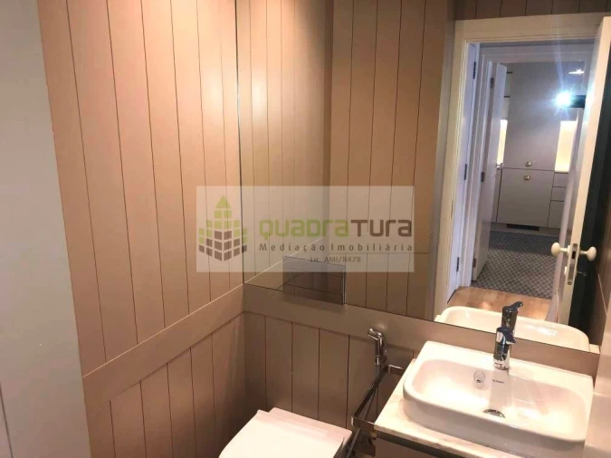 Apartamento T4 para Venda em Cedofeita, Santo Ildefonso, Sé, Miragaia, São Nicolau e Vitória Foto 10