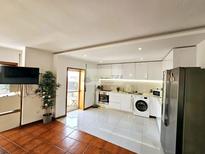 Apartamento T4 para Venda em Bonfim Foto 4