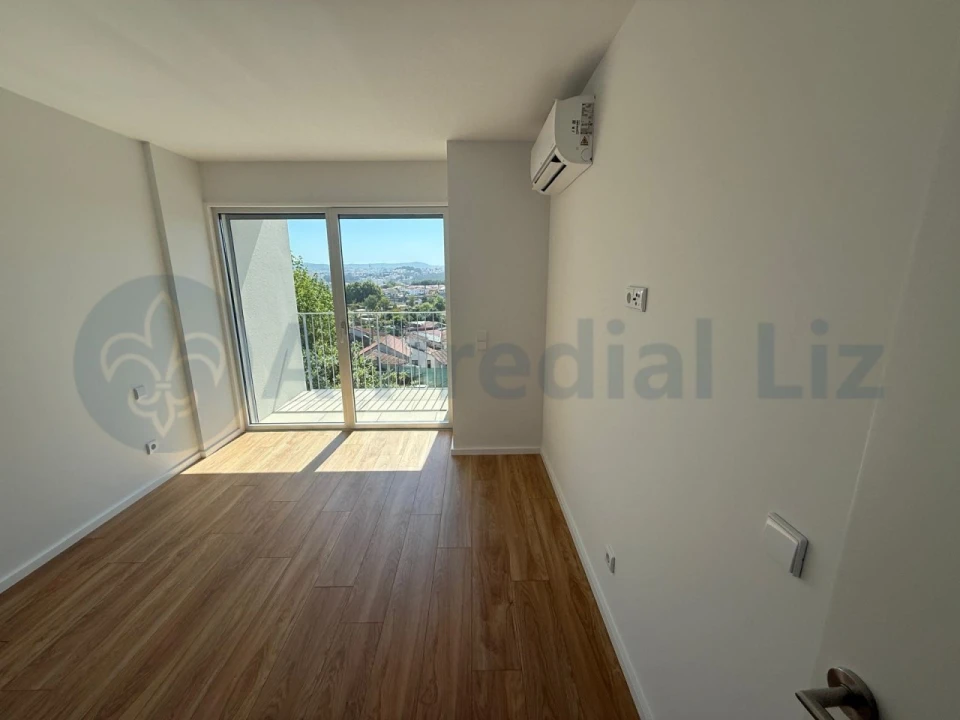 Apartamento T1 para Venda em Campanhã Foto 4