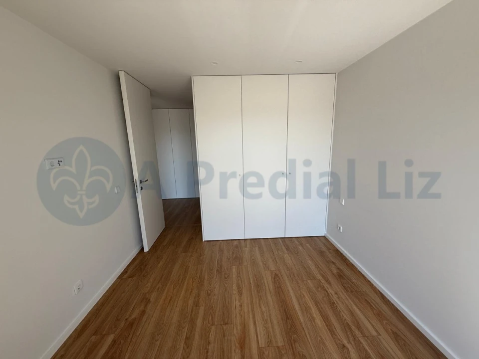 Apartamento T1 para Venda em Campanhã Foto 11