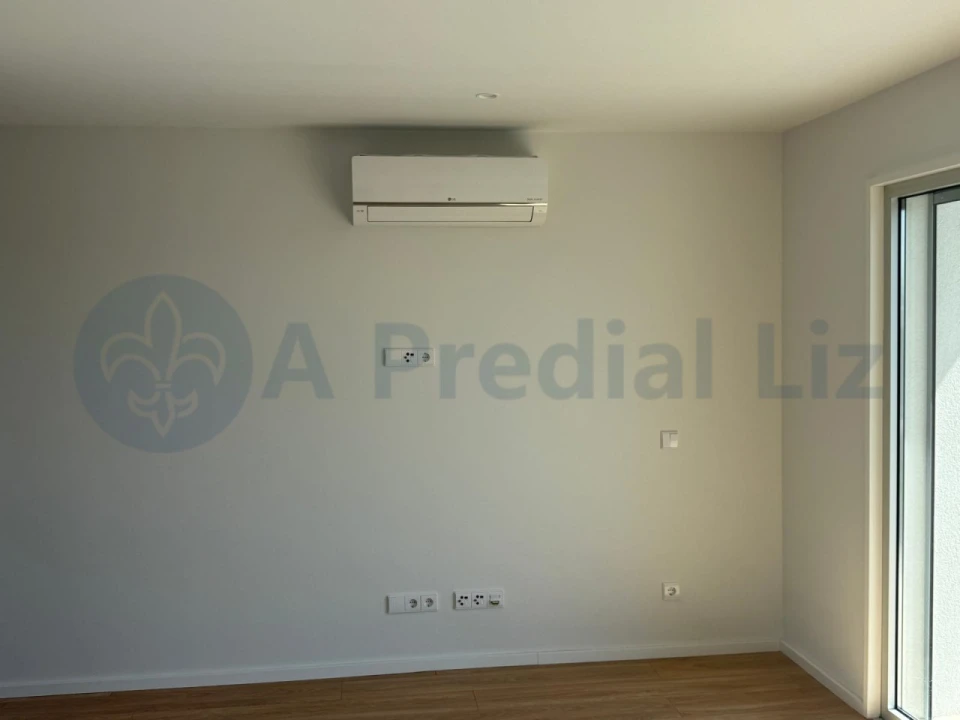 Apartamento T1 para Venda em Campanhã Foto 19