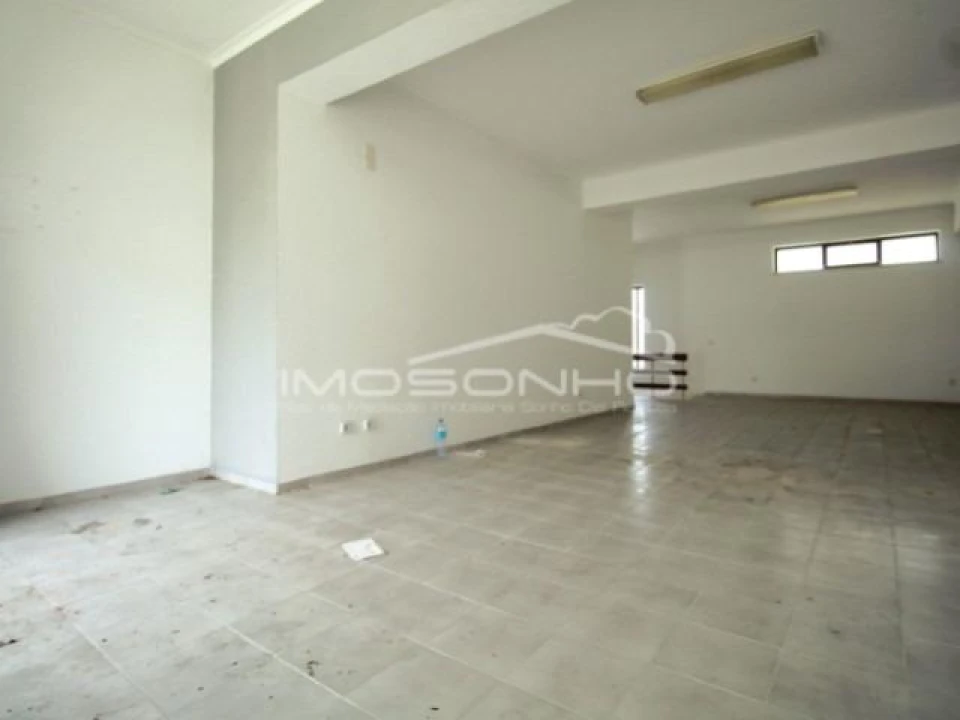 Negócio para Venda em Vieira de Leiria Foto 5