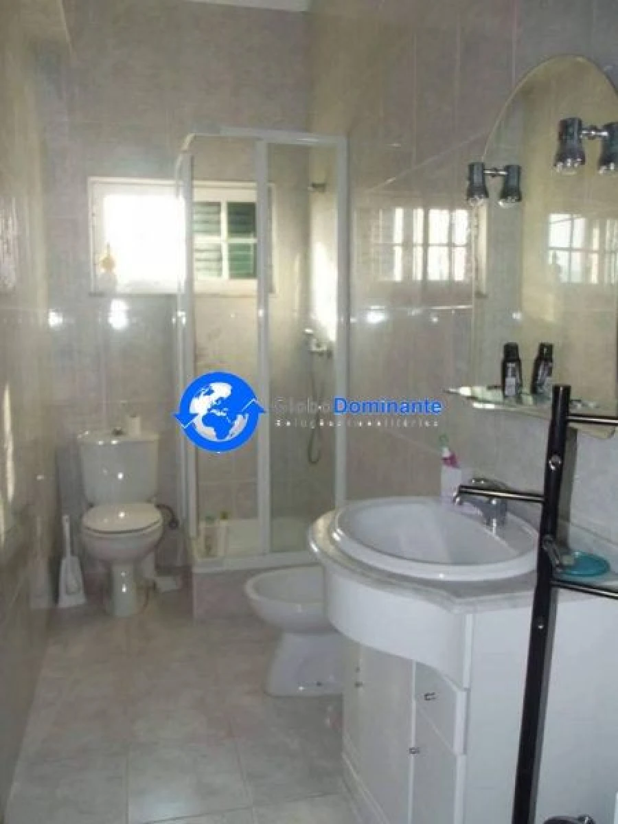 Moradia T4 para Venda em Vade Foto 11