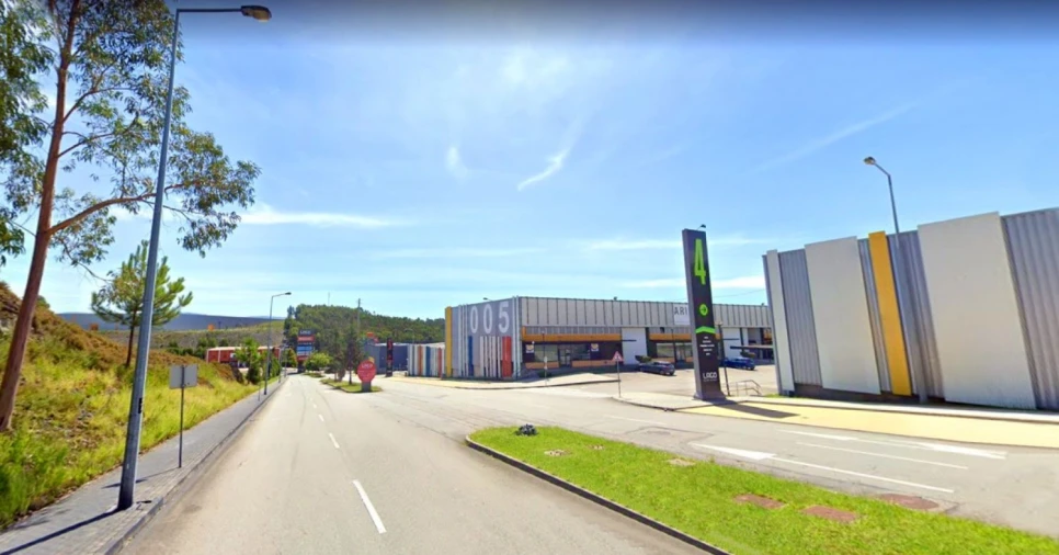 Armazém para Venda em Ribeirão Foto 3