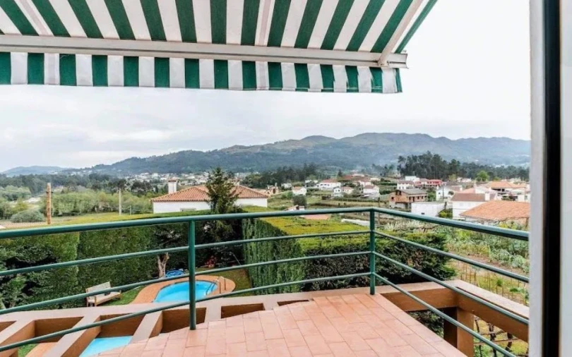 Moradia T4 para Venda em Vitorino das Donas Foto 13