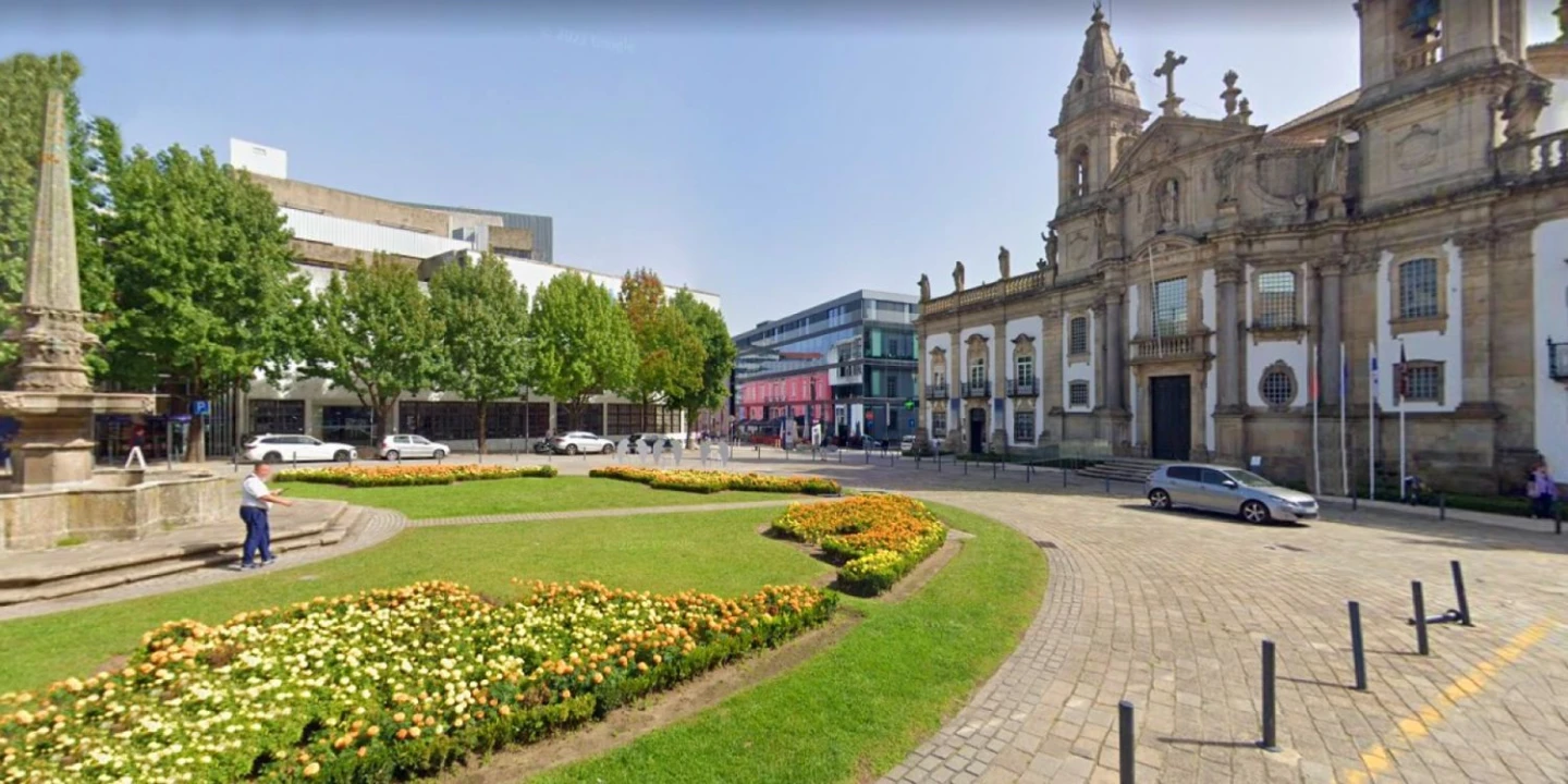 Negócio para Arrendamento em Braga (São José de São Lázaro e São João do Souto) Foto 14