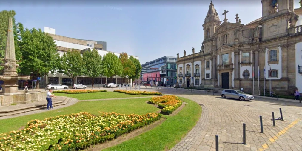 Negócio para Arrendamento em Braga (São José de São Lázaro e São João do Souto) Foto 2