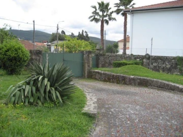 Moradia T6 para Venda em Barroselas e Carvoeiro