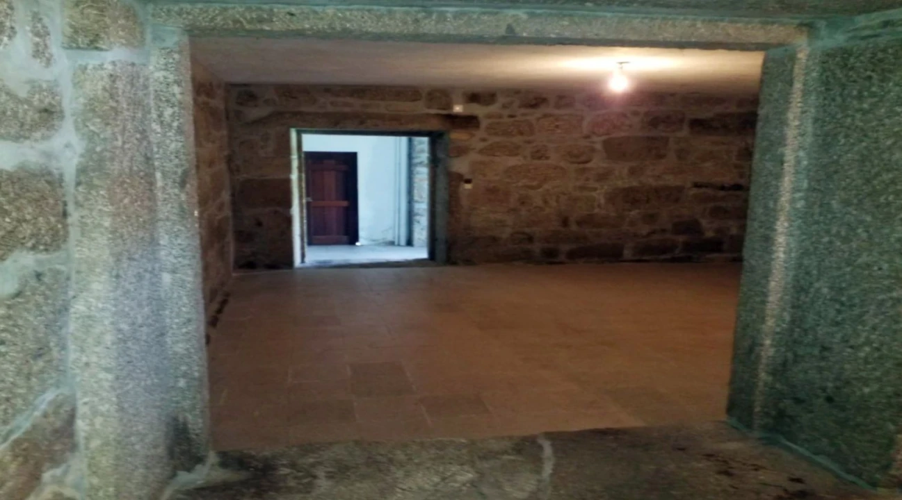 Moradia T5 para Venda em Amares e Figueiredo Foto 31