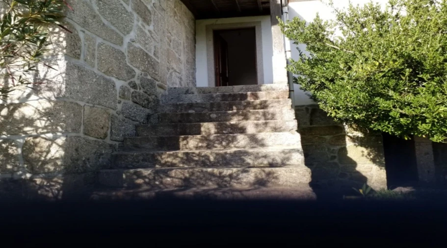 Moradia T5 para Venda em Amares e Figueiredo Foto 11