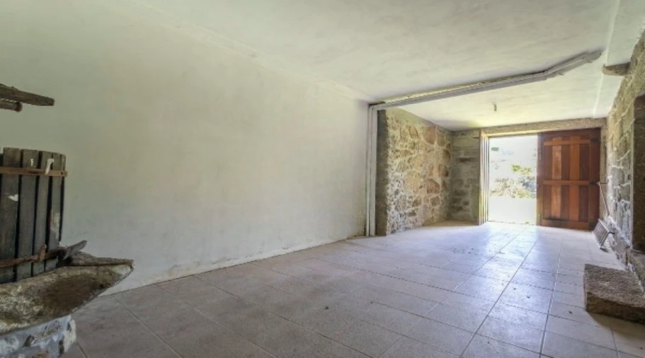 Moradia T5 para Venda em Amares e Figueiredo Foto 14