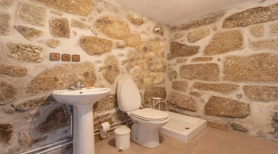 Moradia T5 para Venda em Amares e Figueiredo Foto 35