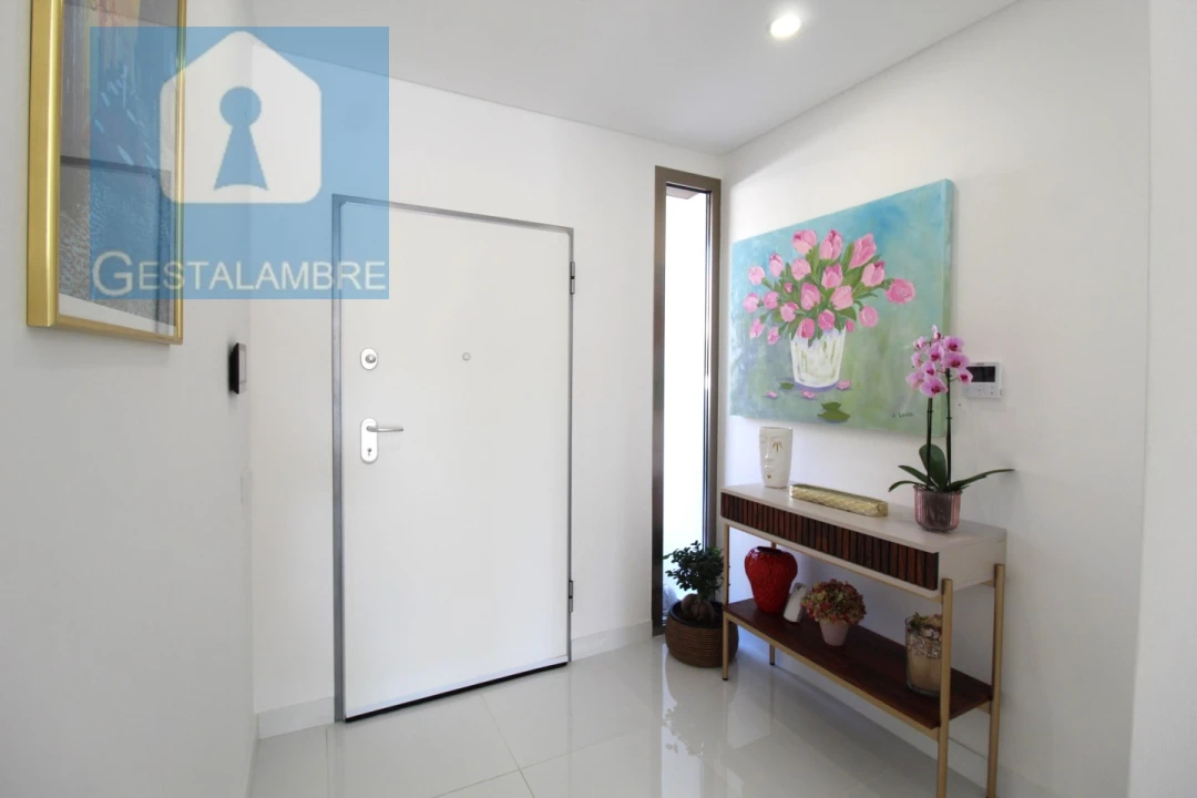 Moradia T4 para Venda em Ferreiras Foto 17