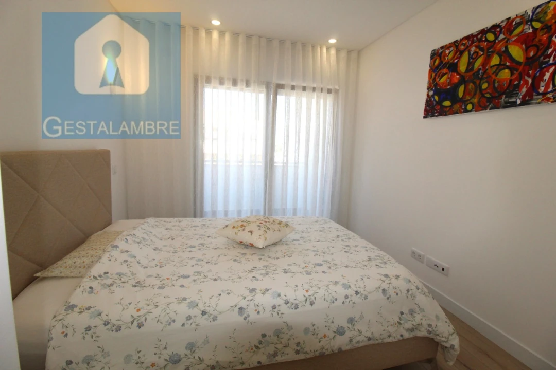 Moradia T4 para Venda em Ferreiras Foto 27