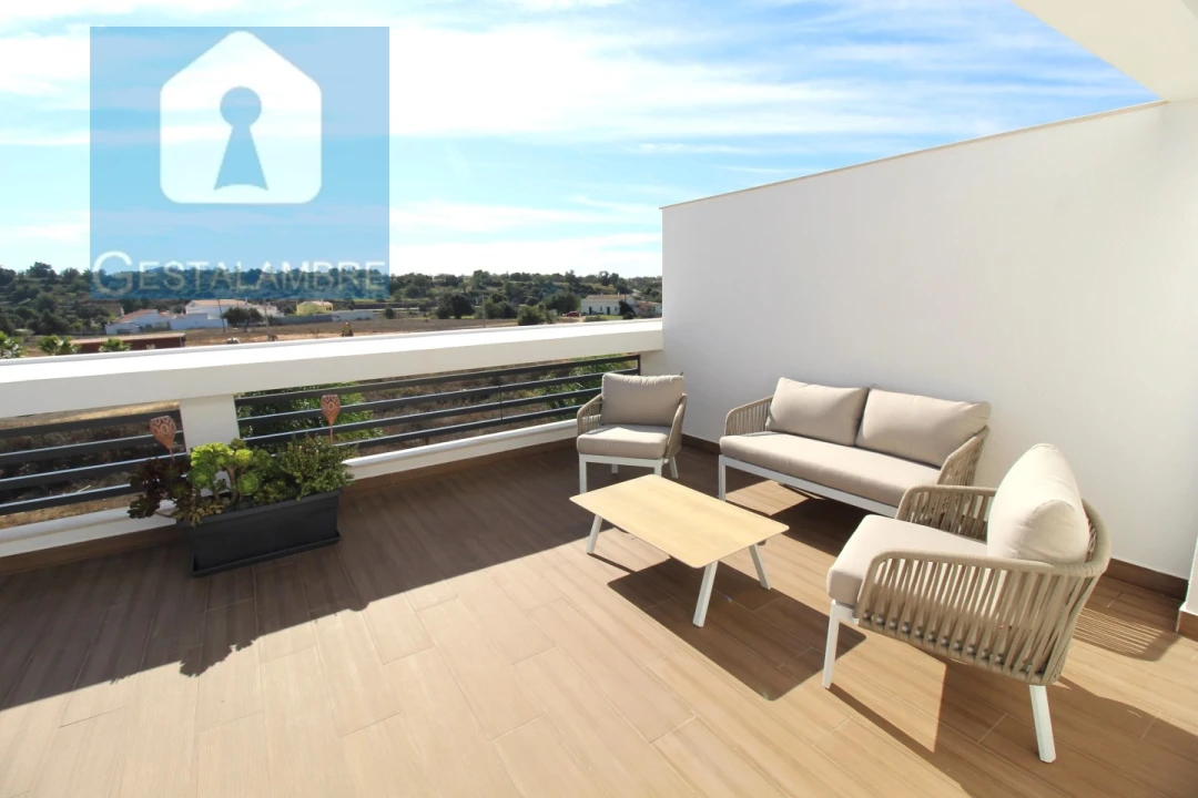 Moradia T4 para Venda em Ferreiras Foto 34