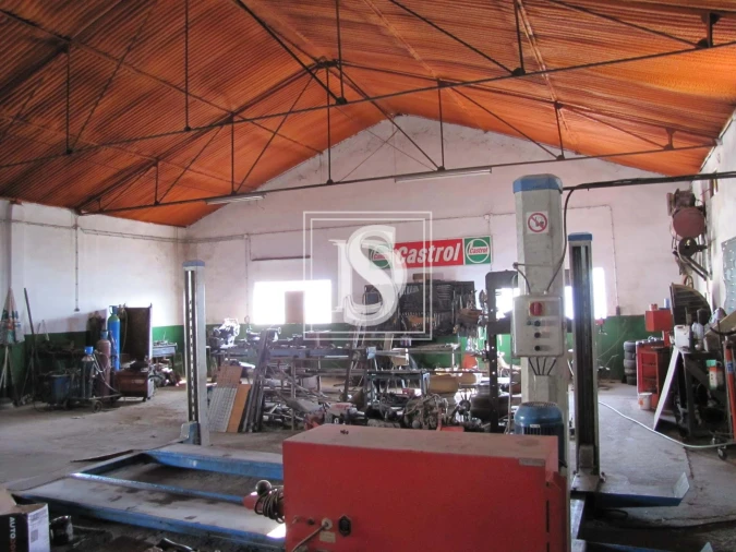 Armazém para Venda em Ermidas-Sado Foto 1
