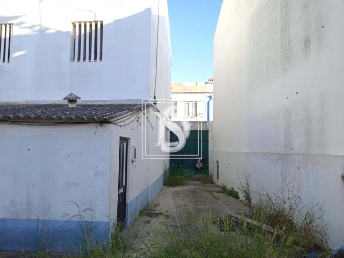 Moradia T9 para Venda em Sines Foto 8