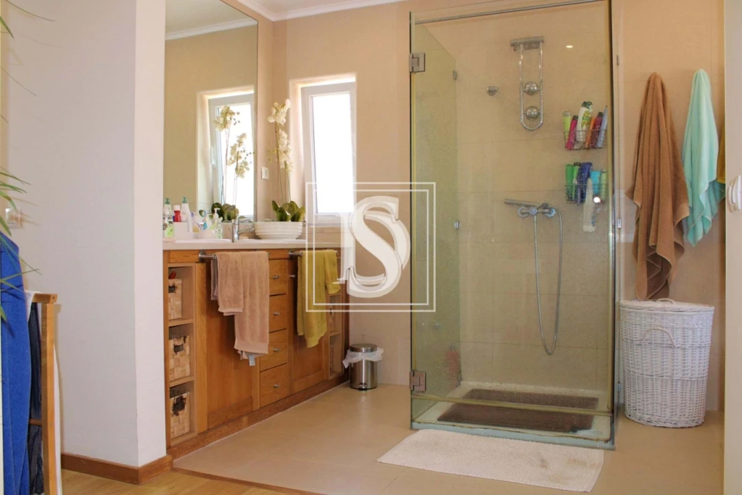 Moradia T4 para Venda em Santo Andre Foto 18