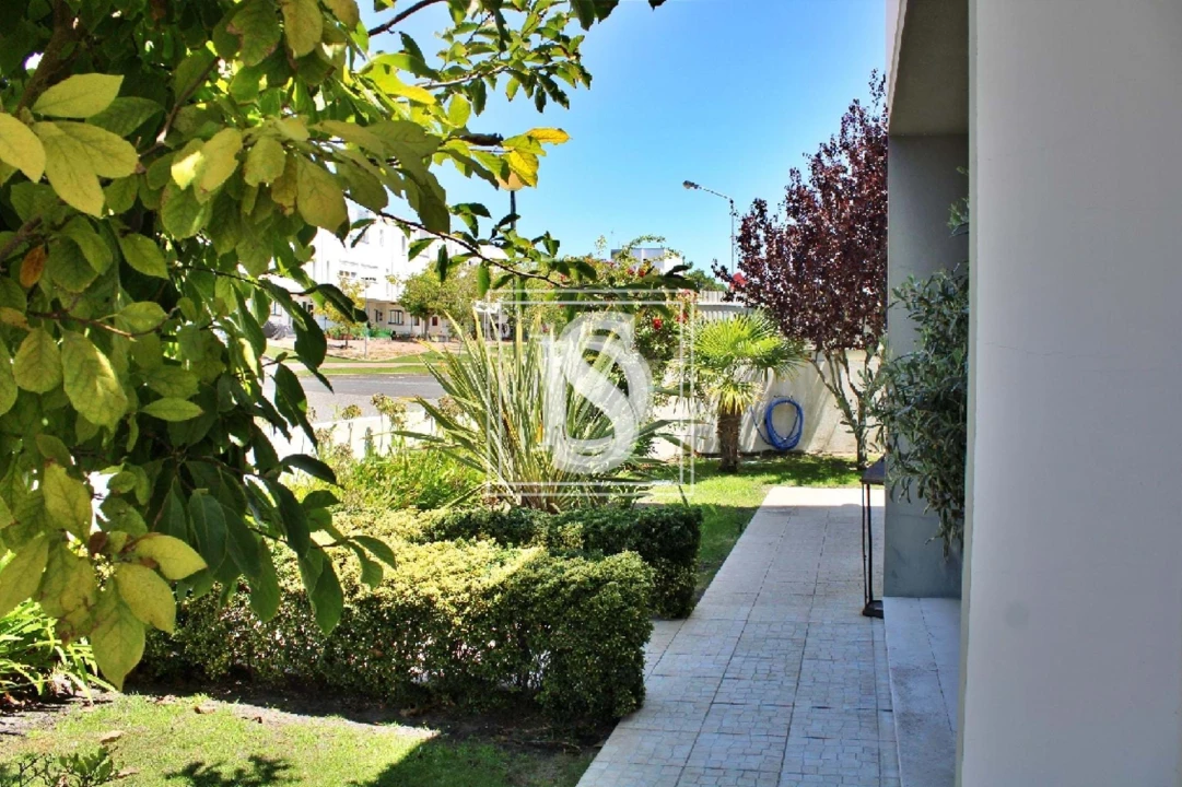 Moradia T4 para Venda em Santo Andre Foto 6