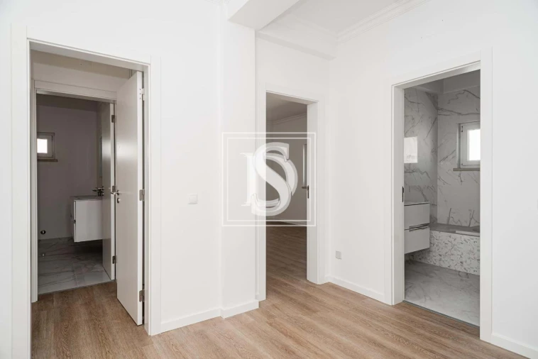 Moradia T4 para Venda em Santo Andre Foto 21