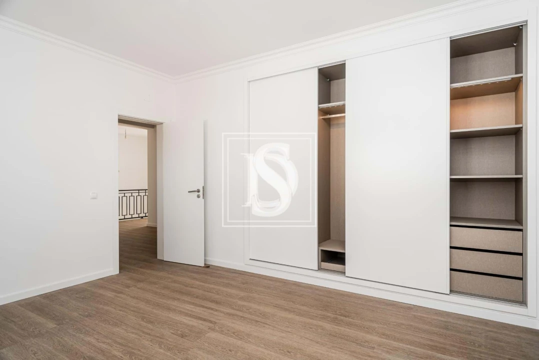 Moradia T4 para Venda em Santo Andre Foto 19