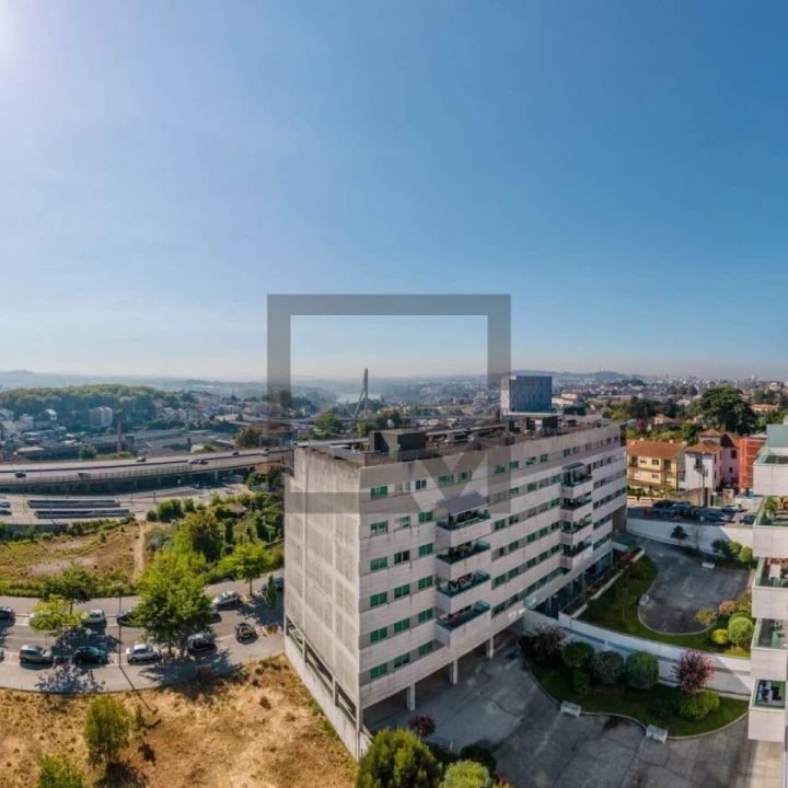 Apartamento T2 para Venda em Campanhã Foto 8