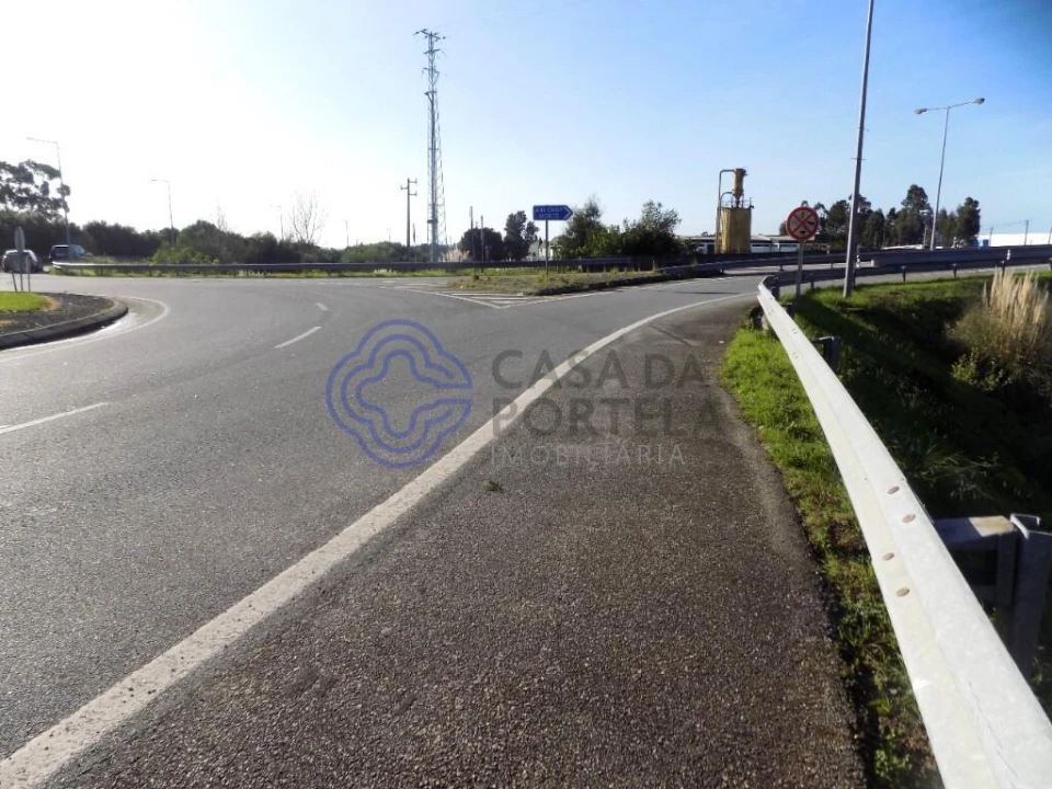 Terreno para Venda em Nogueira da Regedoura Foto 9