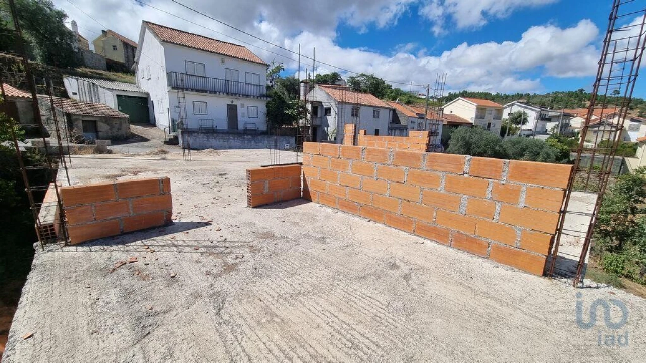 Terreno para Venda em Vale de Azares Foto 6
