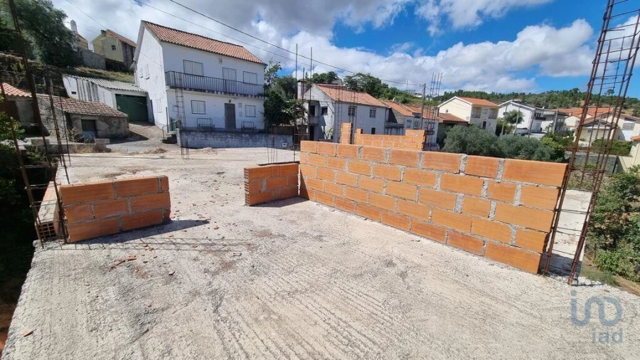 Terreno para Venda em Vale de Azares Foto 6