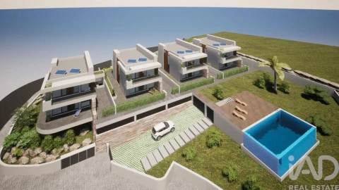 Moradia T3 para Venda em Ericeira