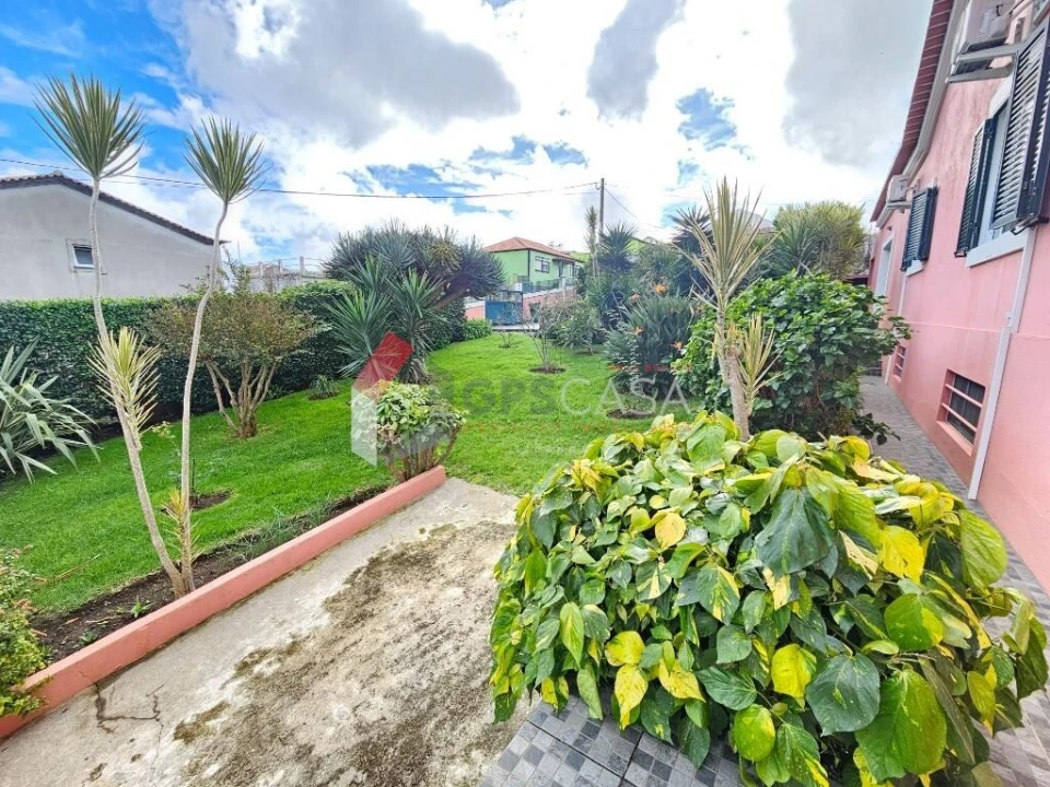 Moradia T3 para Venda em Praia da Vitoria (Santa Cruz) Foto 31