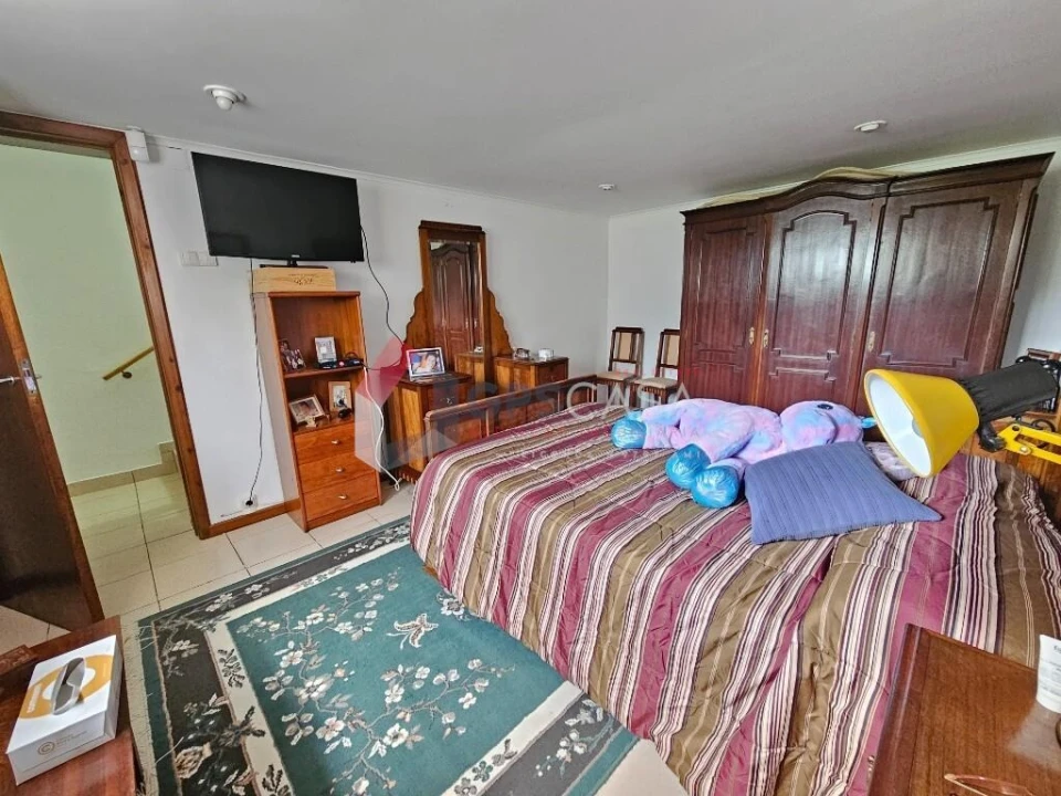 Moradia T3 para Venda em Praia da Vitoria (Santa Cruz) Foto 12