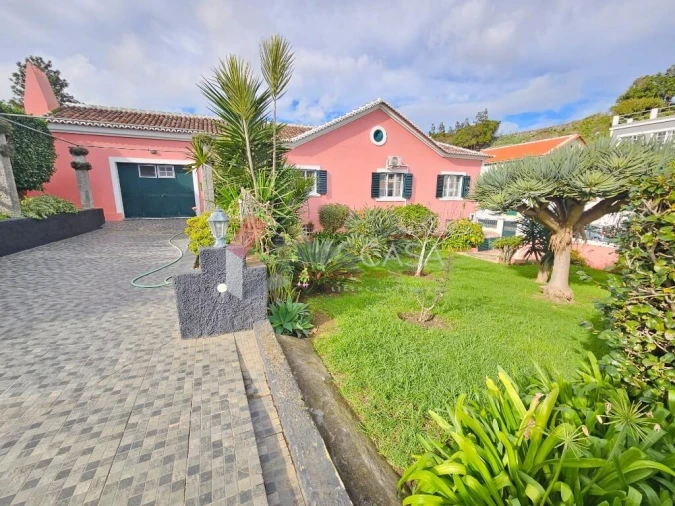 Moradia T3 para Venda em Praia da Vitoria (Santa Cruz) Foto 26