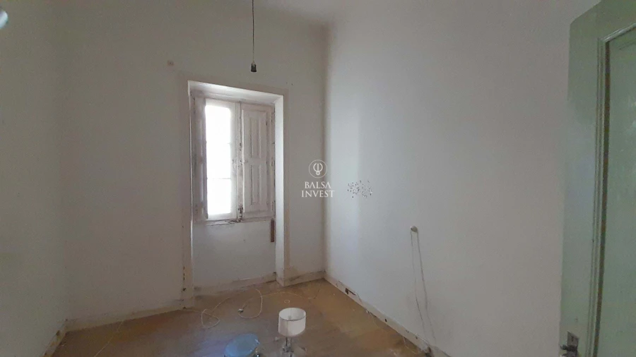 Moradia T6 para Venda em Faro (Sé e São Pedro) Foto 6