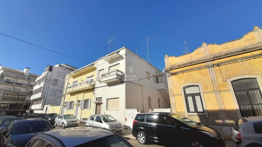 Moradia T6 para Venda em Faro (Sé e São Pedro) Foto 35