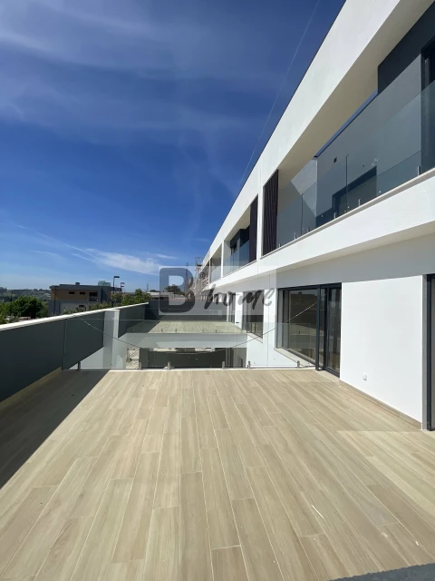 Moradia T3 para Venda em Caparica e Trafaria