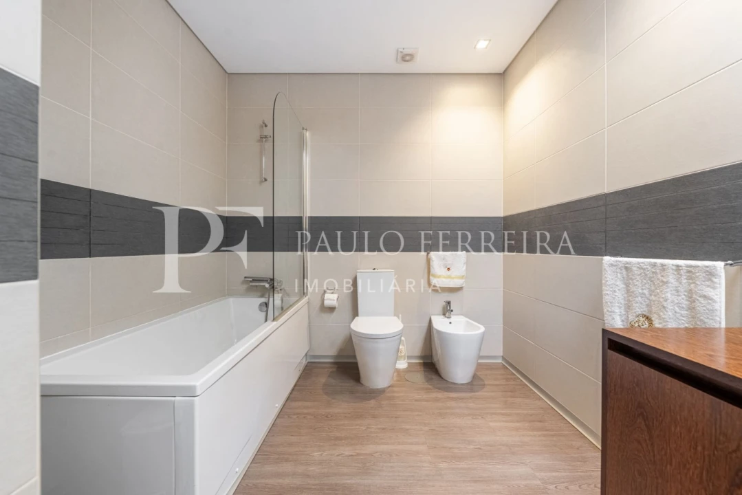 Moradia T3 para Venda em Oliveira (São Mateus) Foto 34