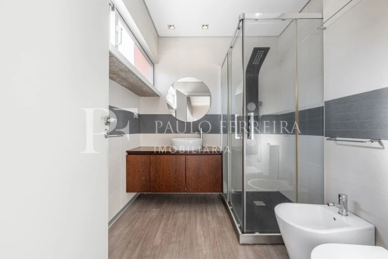 Moradia T3 para Venda em Oliveira (São Mateus) Foto 26