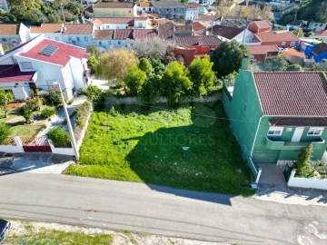 Terreno para Venda em Almargem do Bispo, Pêro Pinheiro e Montelavar