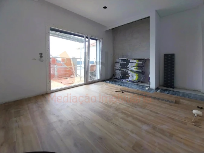 Moradia T3 para Venda em Amora Foto 19