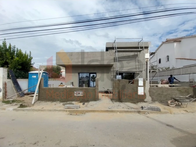 Moradia T3 para Venda em Amora Foto 28