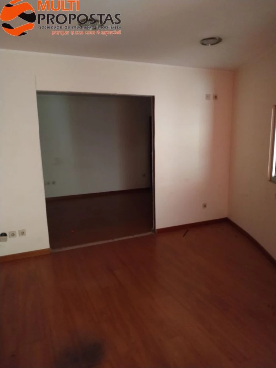 Negócio para Arrendamento em Braga (Maximinos, Sé e Cividade) Foto 18