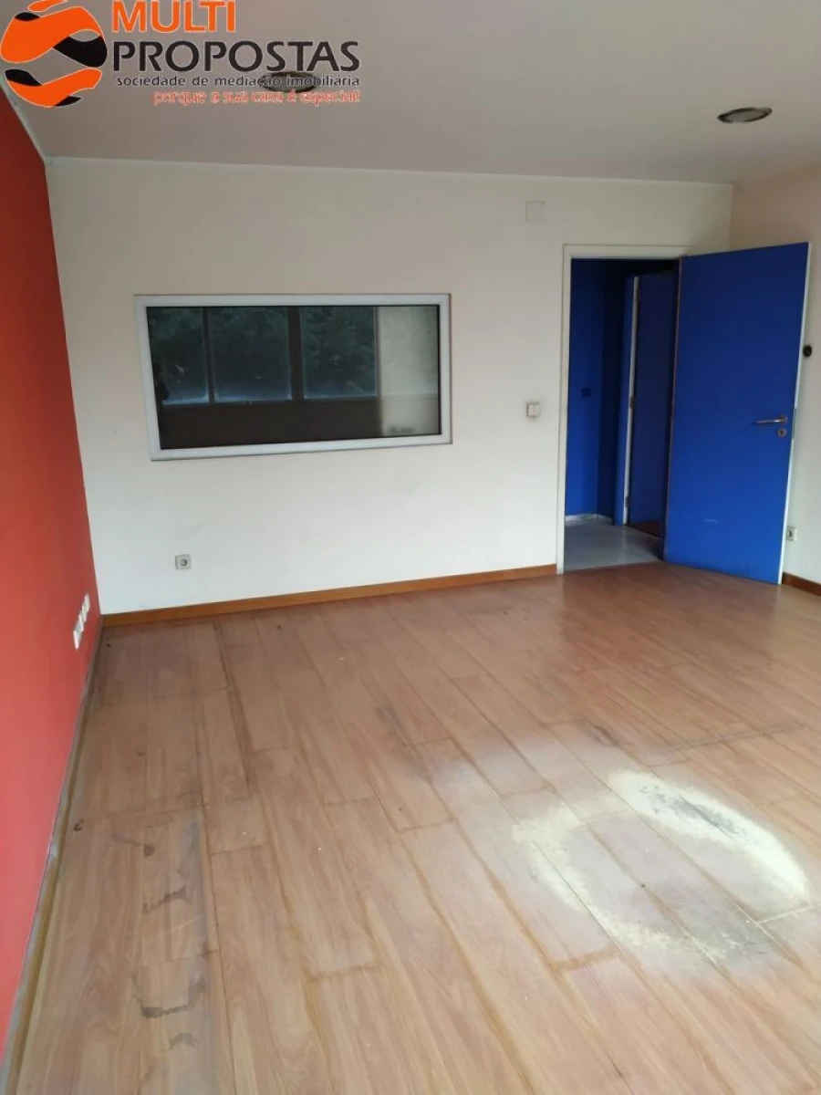 Negócio para Arrendamento em Braga (Maximinos, Sé e Cividade) Foto 19